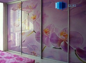 ШИРОКОФОРМАТНАЯ УЛЬТРАФИОЛЕТОВАЯ ПЕЧАТЬ НА СТЕКЛО ШИРОКОФОРМАТНАЯ УЛЬТРАФИОЛЕТОВАЯ ПЕЧАТЬ НА СТЕКЛО